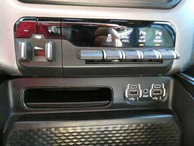 2021 RAM 1500 Big Horn Crew Cab 4x4 5'7' Box