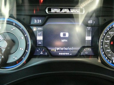 2021 RAM 1500 Limited Crew Cab 4x4 5'7' Box