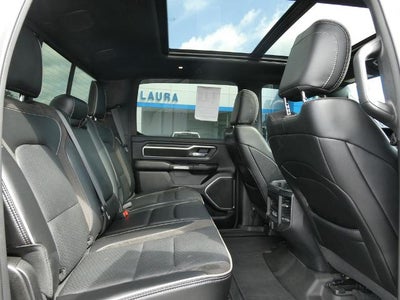 2024 RAM 1500 Laramie Crew Cab 4x4 5'7' Box