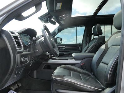 2024 RAM 1500 Laramie Crew Cab 4x4 5'7' Box