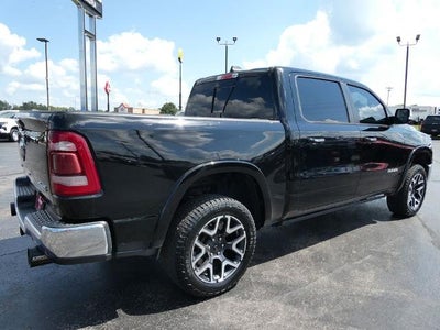 2019 RAM 1500 Laramie Crew Cab 4x4 5'7' Box