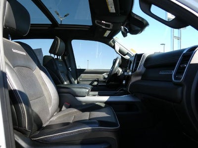 2021 RAM 1500 Laramie Crew Cab 4x4 5'7' Box