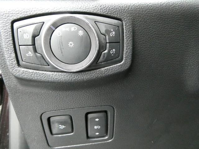 2019 Ford Super Duty F-250 Srw LARIAT 4WD Crew Cab 6.75' Box