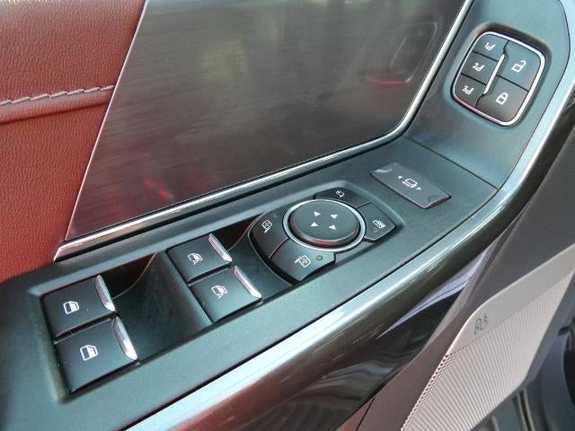 2021 Ford F-150 LARIAT 4WD SuperCrew 5.5' Box