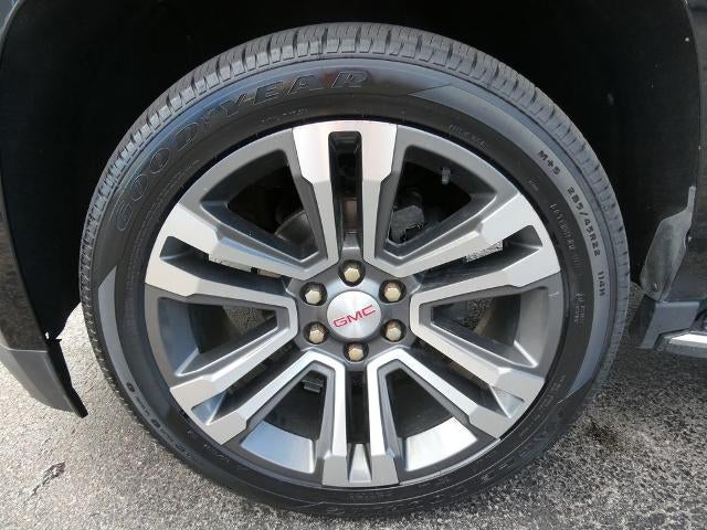 2019 GMC Yukon XL 4WD 4dr SLT