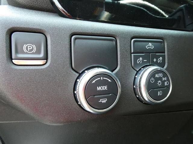 2023 GMC Sierra 1500 2WD Crew Cab Short Box Elevation