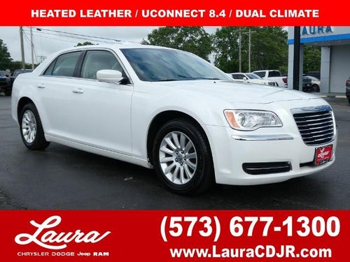 2014 Chrysler 300 4dr Sdn RWD