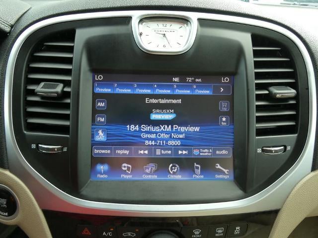 2014 Chrysler 300 4dr Sdn RWD