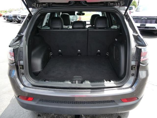 2023 Jeep Compass Latitude Lux FWD