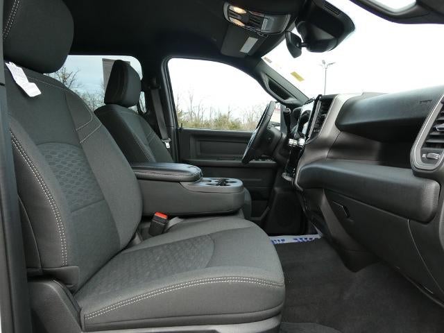 2025 RAM 3500 Tradesman Crew Cab 4x4 8' Box