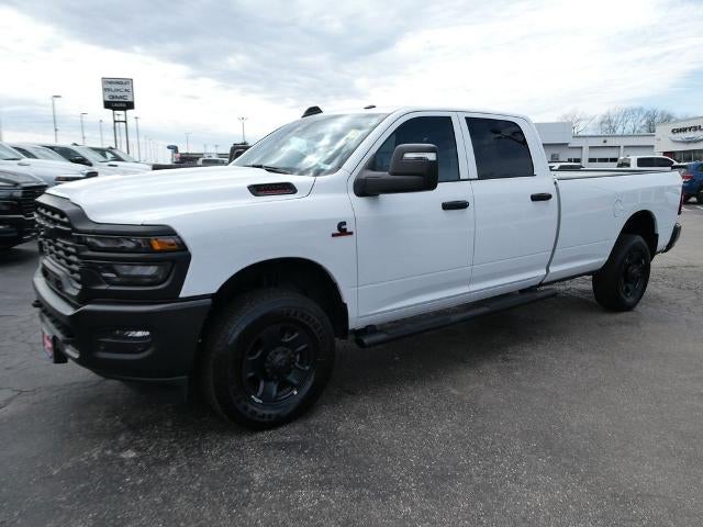 2025 RAM 3500 Tradesman Crew Cab 4x4 8' Box