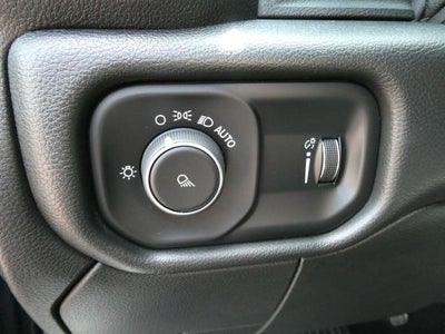 2021 RAM 2500 Tradesman 4x4 Crew Cab 6'4" Box