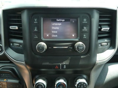 2021 RAM 2500 Tradesman 4x4 Crew Cab 6'4" Box