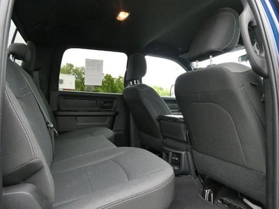 2022 RAM 2500 Tradesman 4x4 Crew Cab 6'4" Box