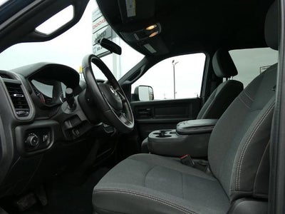 2022 RAM 2500 Tradesman 4x4 Crew Cab 6'4" Box