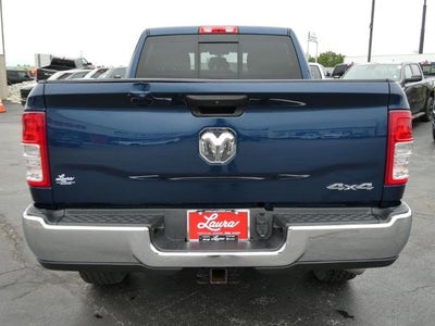2022 RAM 2500 Tradesman 4x4 Crew Cab 6'4" Box
