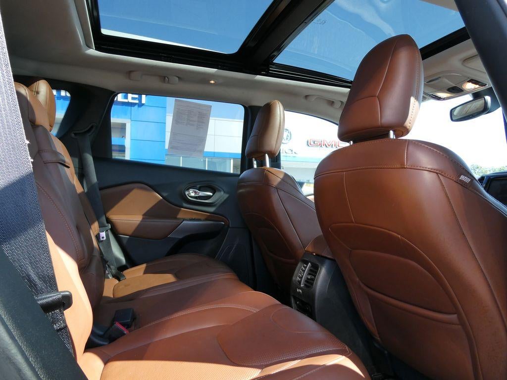 2019 Jeep Cherokee Overland 4x4