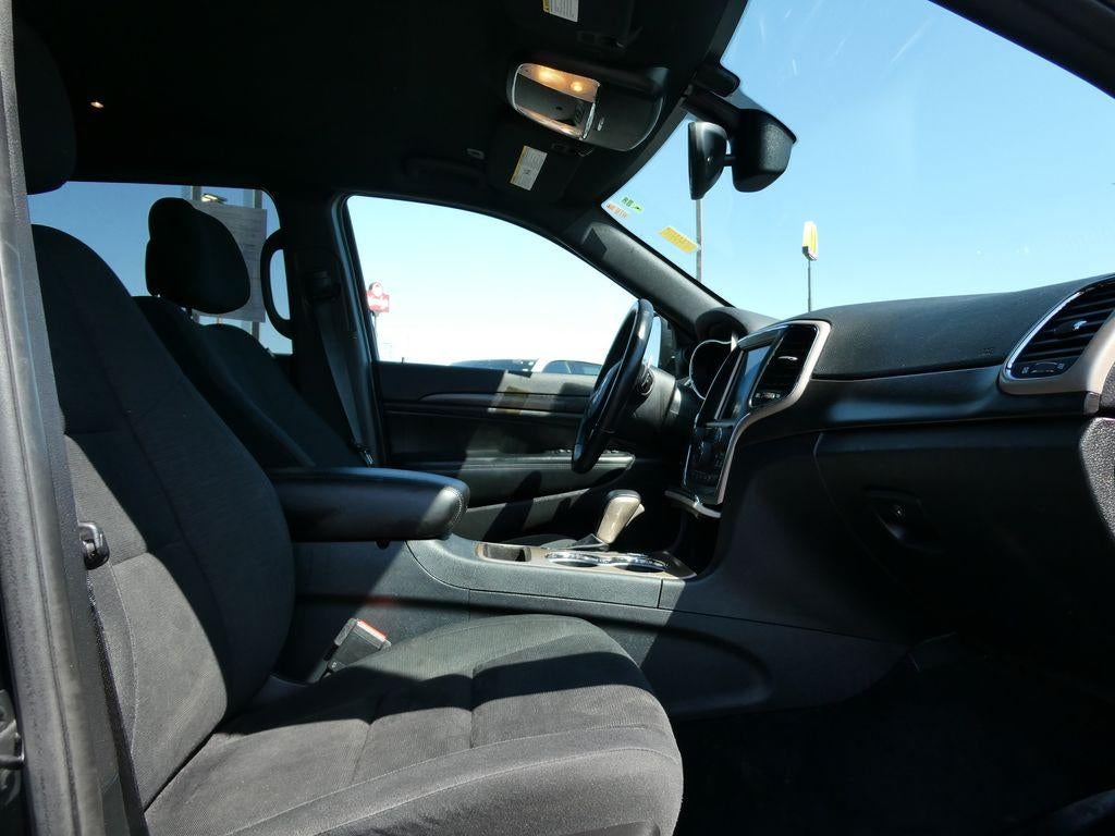 2017 Jeep Grand Cherokee Laredo 4x4