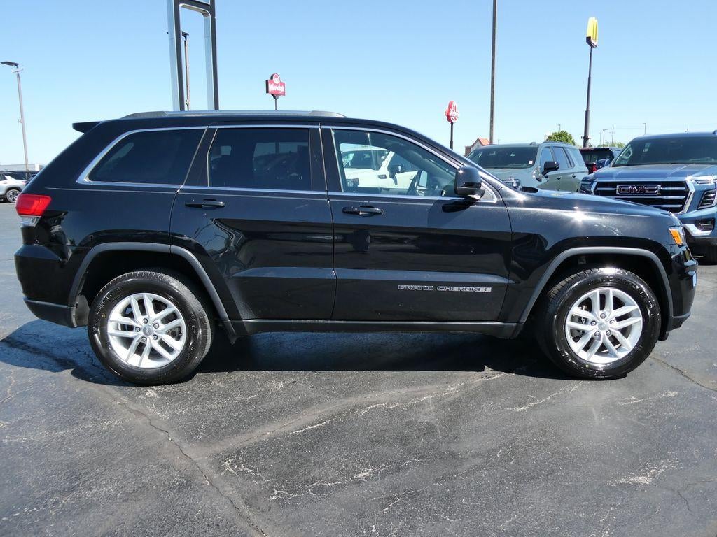 2017 Jeep Grand Cherokee Laredo 4x4