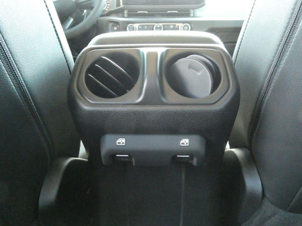 2025 Jeep Wrangler 4-Door Willys 4x4