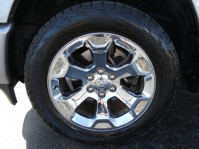 2022 RAM 1500 Lone Star Crew Cab 4x4 5'7" Box