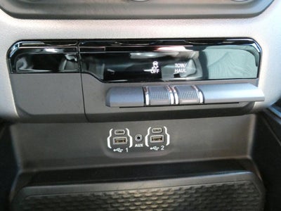 2022 RAM 1500 Lone Star Crew Cab 4x4 5'7" Box