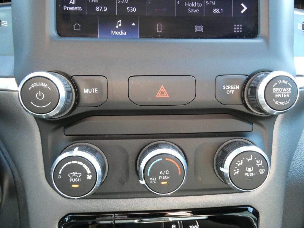 2022 RAM 1500 Lone Star Crew Cab 4x4 5'7" Box