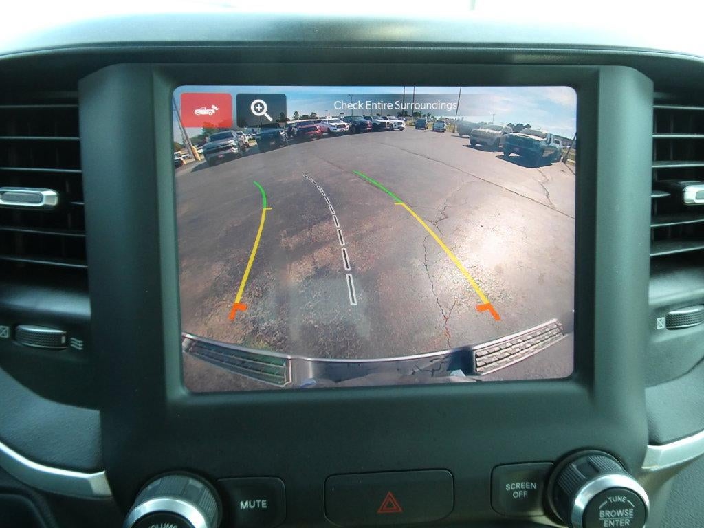 2022 RAM 1500 Lone Star Crew Cab 4x4 5'7" Box