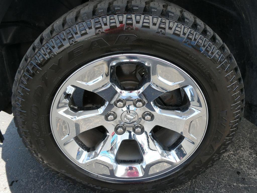 2019 RAM 1500 Big Horn/Lone Star Crew Cab 4x4 5'7" Box