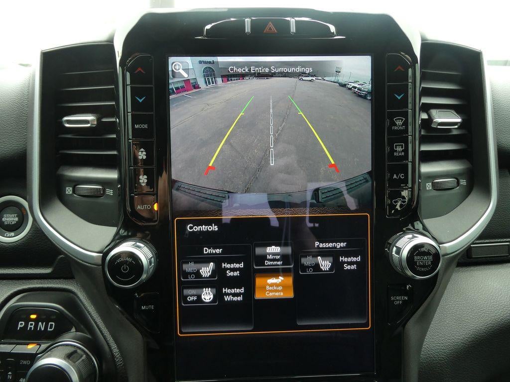 2021 RAM 1500 Big Horn Crew Cab 4x4 5'7" Box