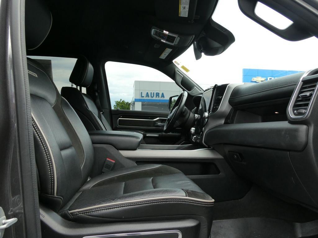 2022 RAM 1500 Laramie Crew Cab 4x4 5'7" Box