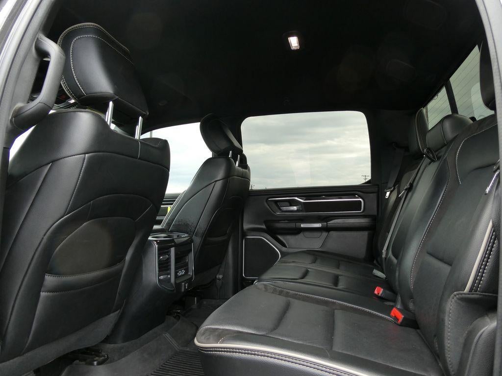 2022 RAM 1500 Laramie Crew Cab 4x4 5'7" Box