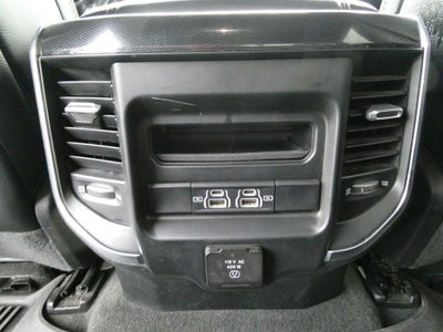 2022 RAM 1500 Laramie Crew Cab 4x4 5'7" Box