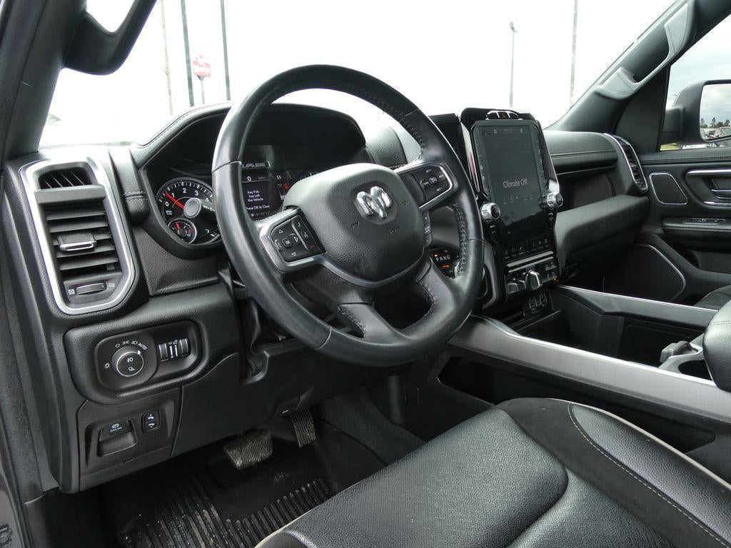 2022 RAM 1500 Laramie Crew Cab 4x4 5'7" Box