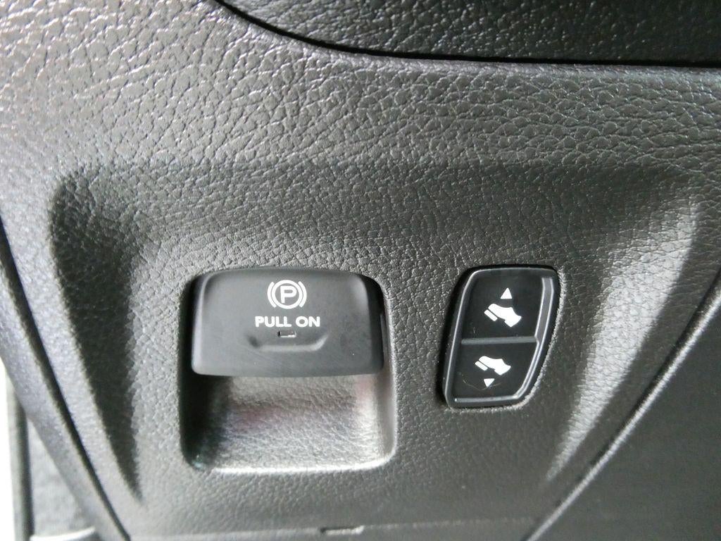 2020 RAM 1500 Rebel Crew Cab 4x4 5'7" Box