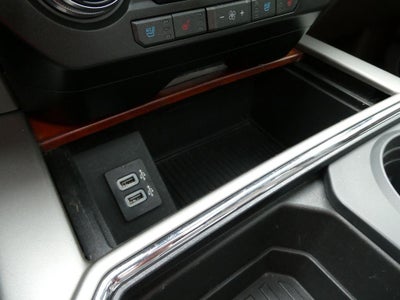 2017 Ford Super Duty F-250 SRW Lariat