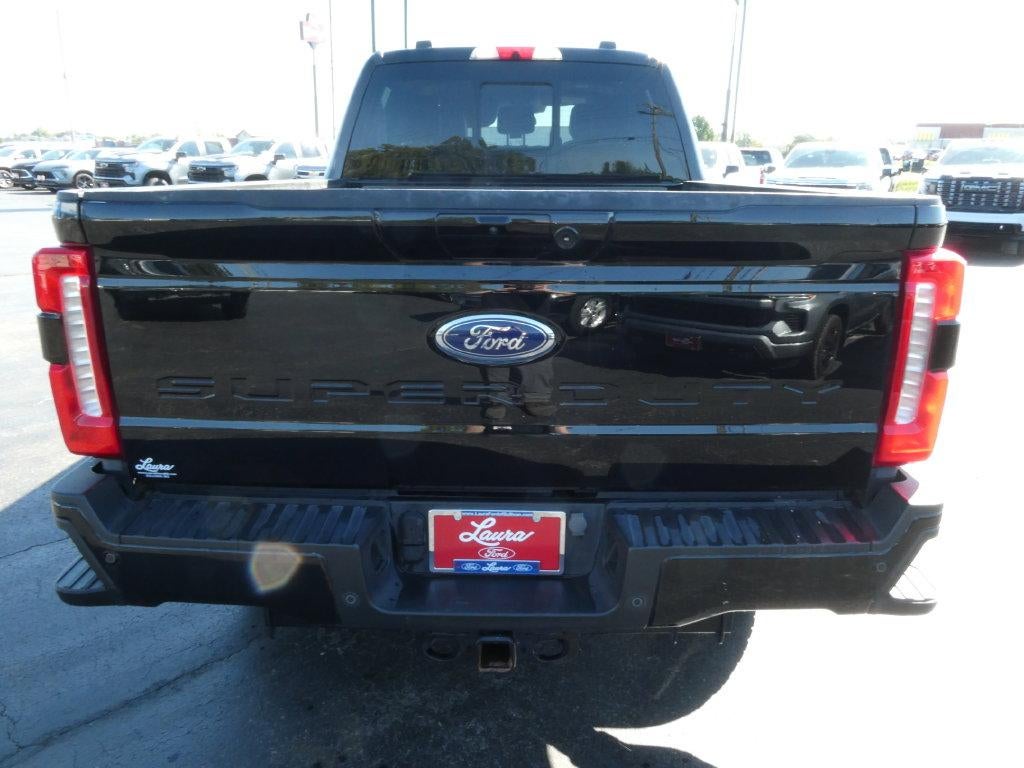 2023 Ford F-350 LARIAT
