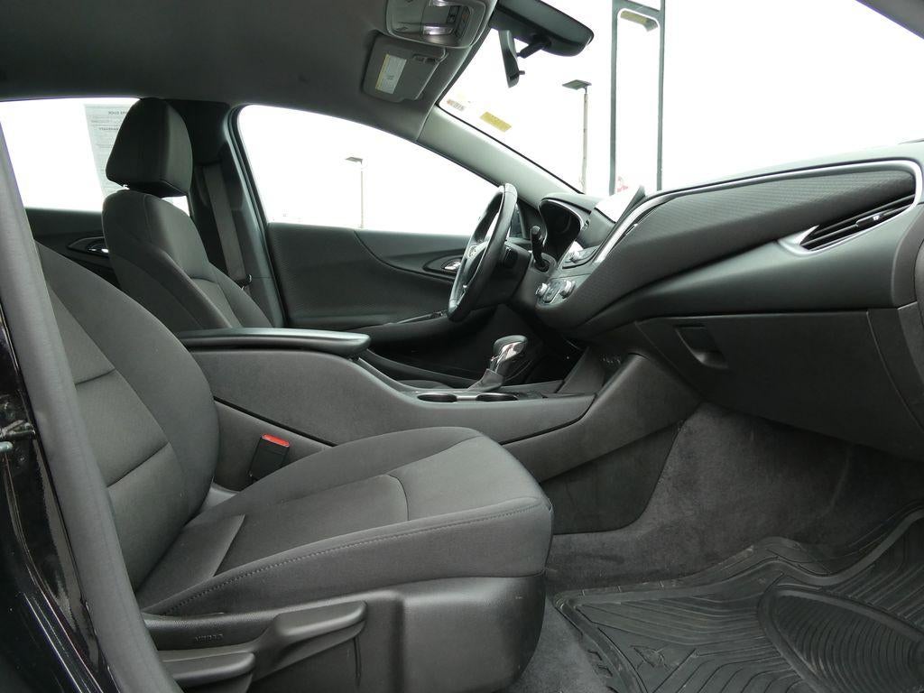 2022 Chevrolet Malibu RS