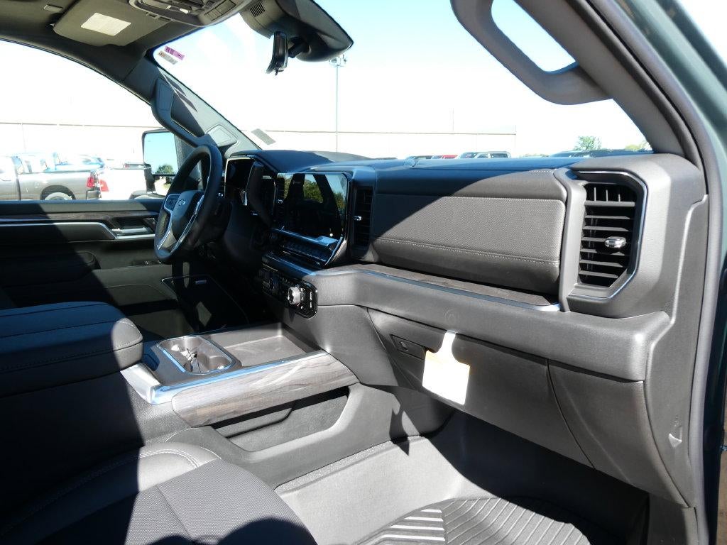 2026 Chevrolet Silverado 2500 HD LTZ - Photo 13