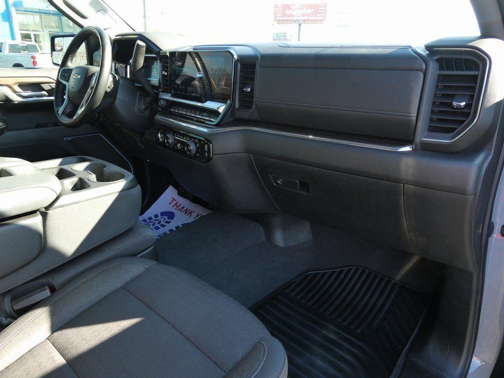 2024 Chevrolet Silverado 1500 LT