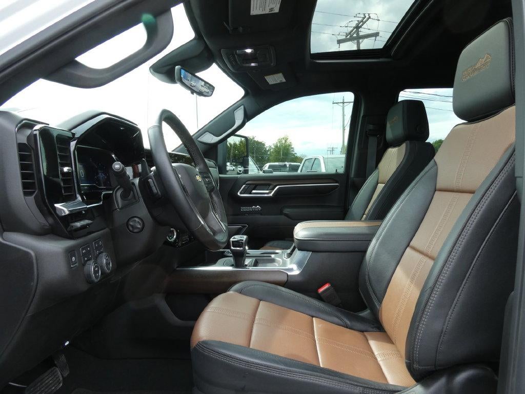 2025 Chevrolet Silverado 1500 High Country