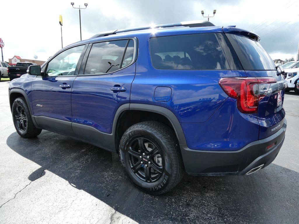 2023 GMC Acadia AT4