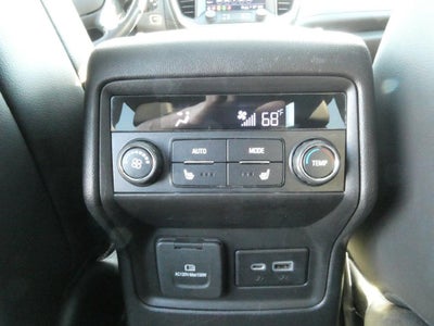 2022 GMC Acadia AT4