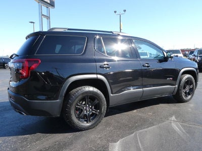 2022 GMC Acadia AT4