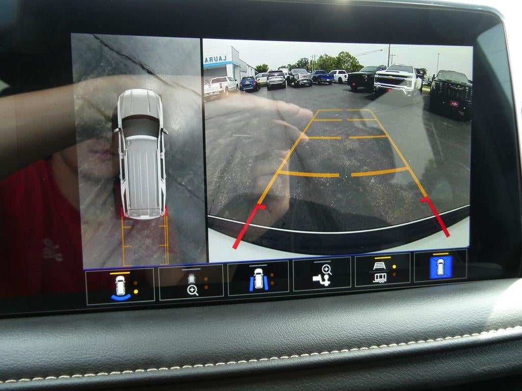 2024 GMC Yukon SLT