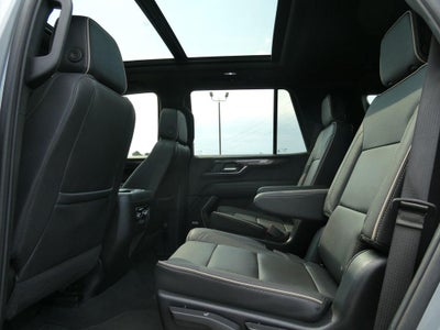2025 GMC Yukon Elevation