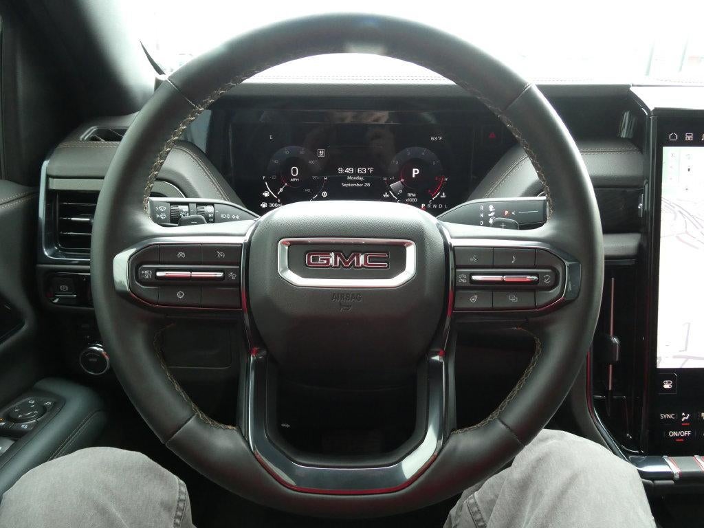 2025 GMC Yukon XL AT4