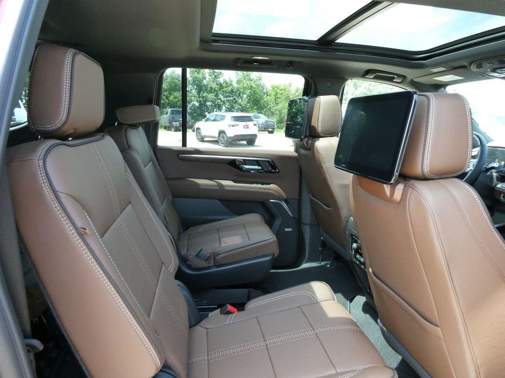 2026 Chevrolet Suburban High Country - Photo 13