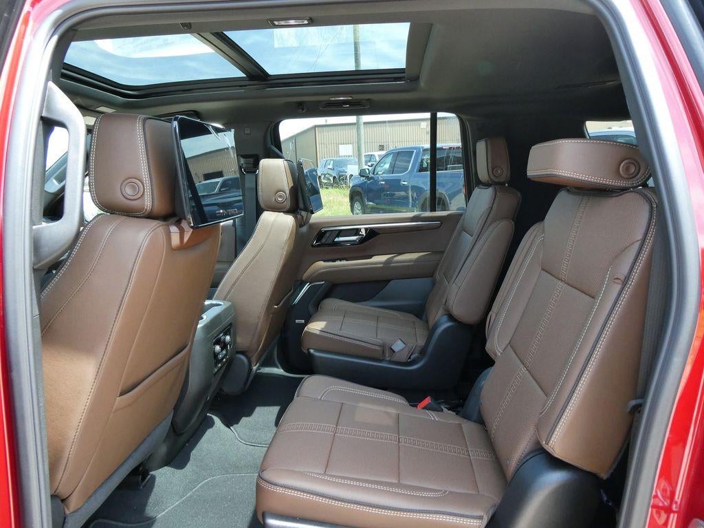 2026 Chevrolet Suburban High Country - Photo 14