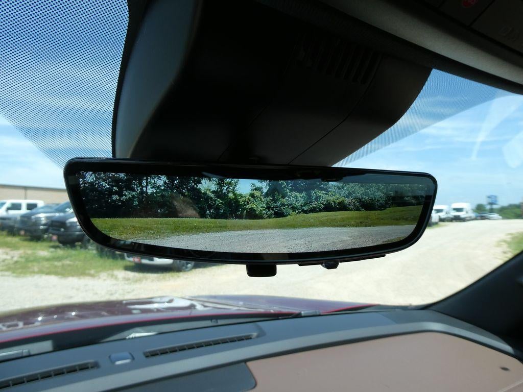 2026 Chevrolet Suburban High Country - Photo 27